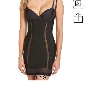 Calvin Klein XS Black Sculpted Moderate-control Open-bust Full Slip Compression